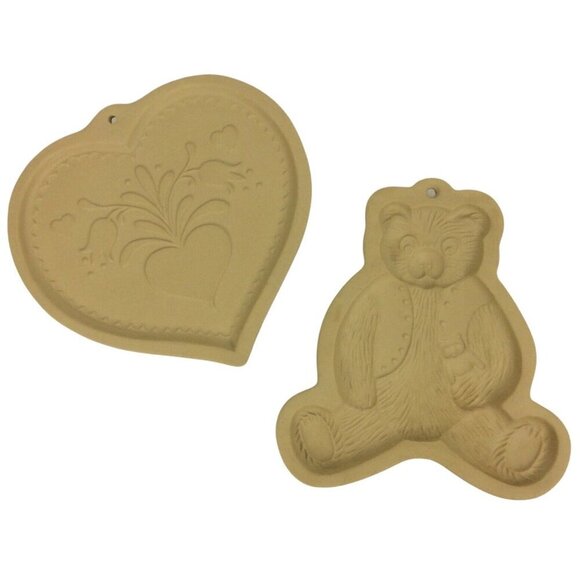 Brown Bag Cookie Art Molds Set Of 2 Teddy Bear & Heart Embossed Designs 1986 - Picture 1 of 5